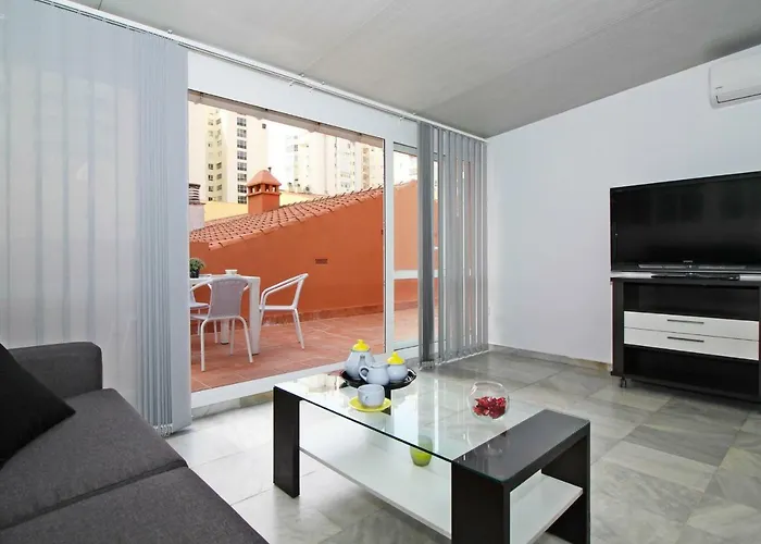 Del Parque Flats Malagueta *