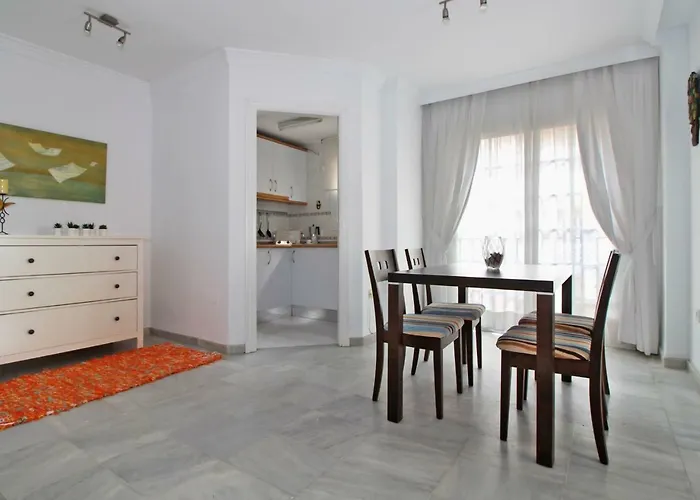 Del Parque Flats Malagueta