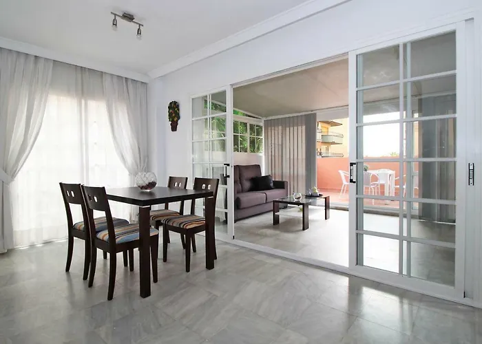 Del Parque Flats Malagueta Apartment *